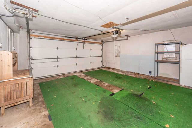 3 Shipman Circle, Ann Arbor, MI 48104