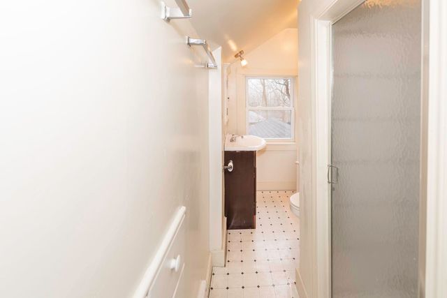 3 Shipman Circle, Ann Arbor, MI 48104