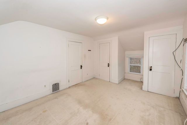 3 Shipman Circle, Ann Arbor, MI 48104