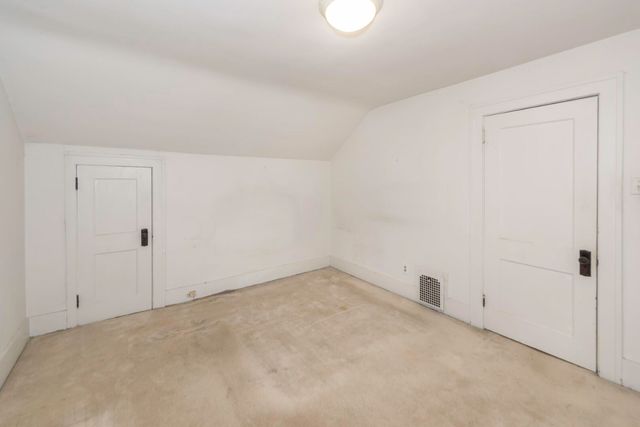 3 Shipman Circle, Ann Arbor, MI 48104