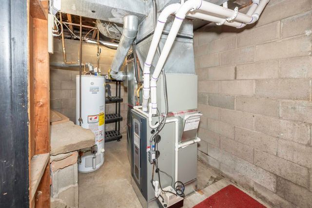 3 Shipman Circle, Ann Arbor, MI 48104