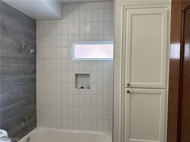 1635 Belmar Road 1, Cleveland Heights, OH 44118