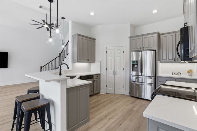 6107 Grande Cove Court, Granbury, TX 76049
