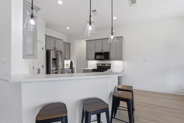 6107 Grande Cove Court, Granbury, TX 76049