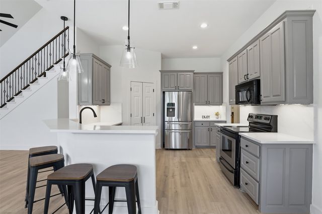 6107 Grande Cove Court, Granbury, TX 76049