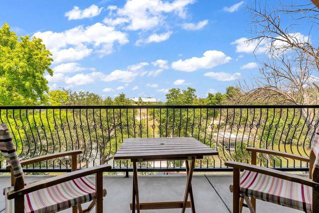 6107 Grande Cove Court, Granbury, TX 76049