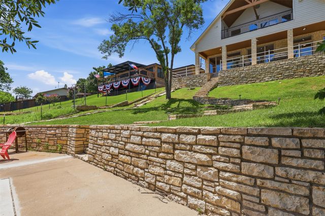 6107 Grande Cove Court, Granbury, TX 76049