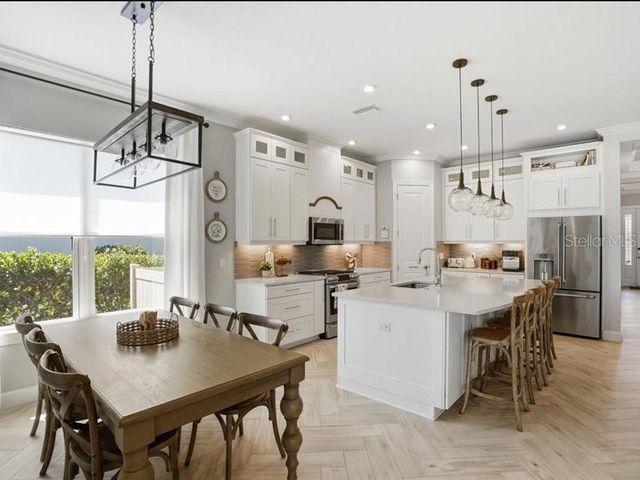 6243 PLATEAU COURT, Sarasota, FL 34203
