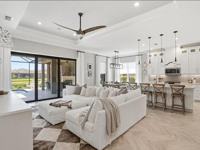6243 PLATEAU COURT, Sarasota, FL 34203