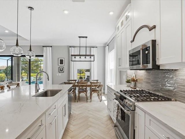 6243 PLATEAU COURT, Sarasota, FL 34203
