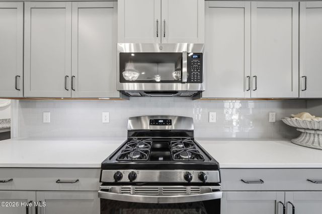 4949 Glen Garden Circle, Leland, NC 28451