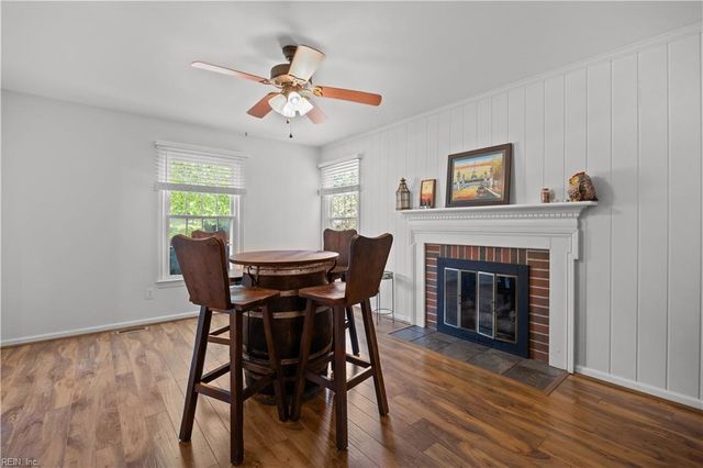 760 Village Green PW, Newport News, VA 23602