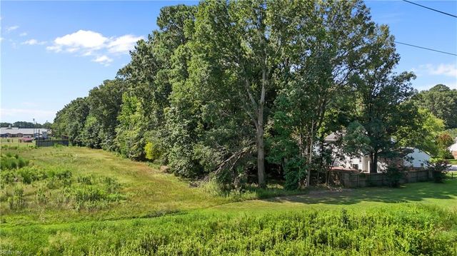 760 Village Green PW, Newport News, VA 23602