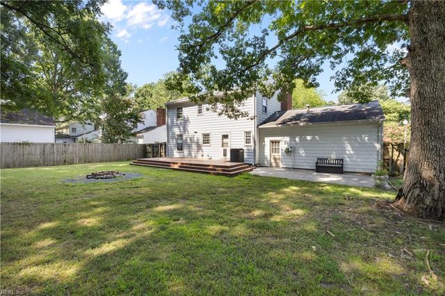 760 Village Green PW, Newport News, VA 23602