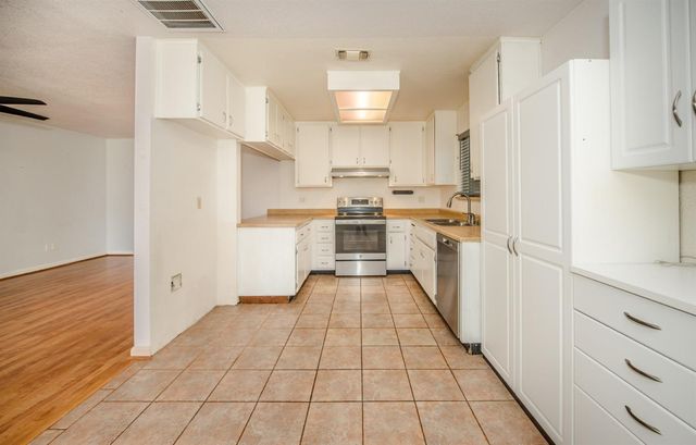 148 Glacier St, Woodland, CA 95695