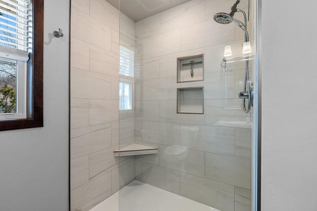 2041 BUCKTHORN TRAIL, Green Bay, WI 54304