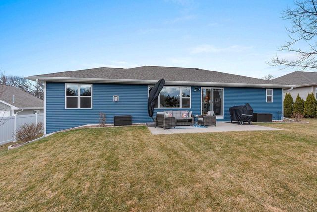 2041 BUCKTHORN TRAIL, Green Bay, WI 54304