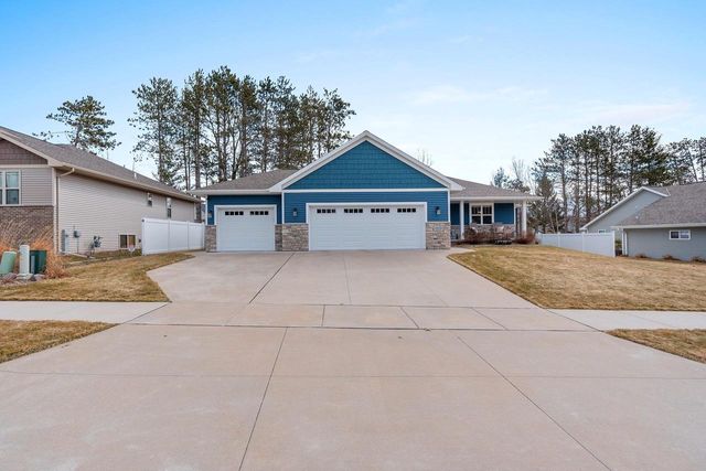 2041 BUCKTHORN TRAIL, Green Bay, WI 54304