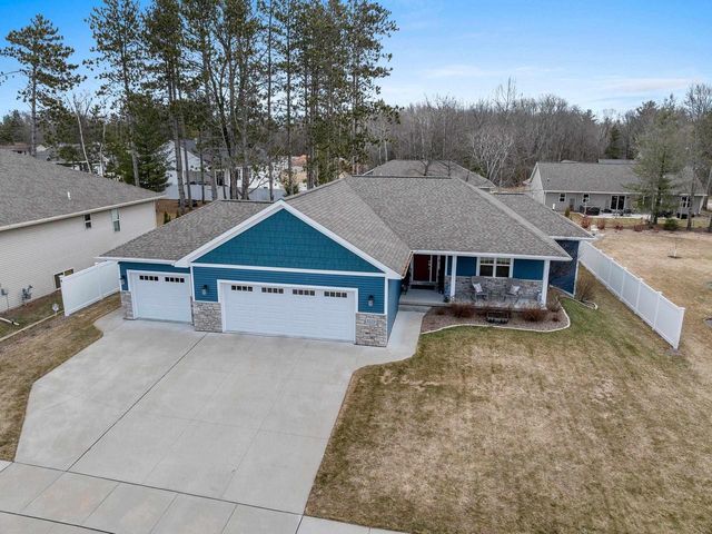 2041 BUCKTHORN TRAIL, Green Bay, WI 54304