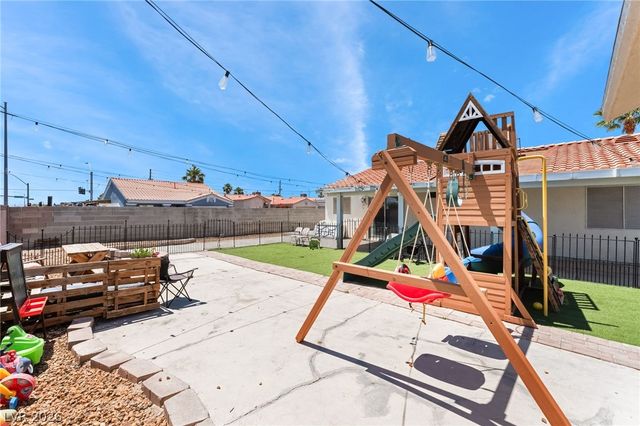 5218 Sangara Drive, North Las Vegas, NV 89031