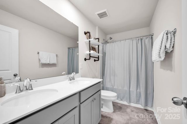 129 Rooster Tail Lane, Troutman, NC 28166
