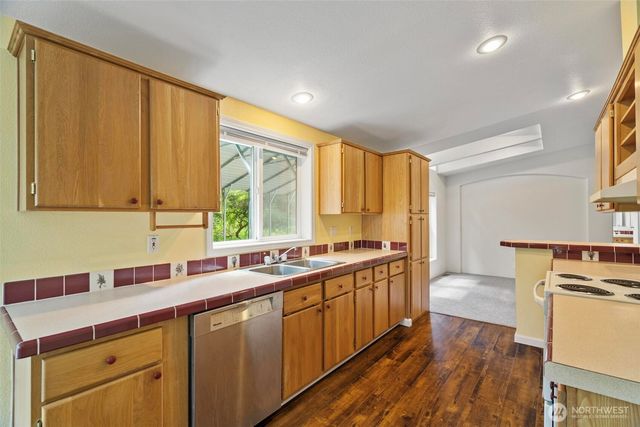 7515 304th Street E, Graham, WA 98338
