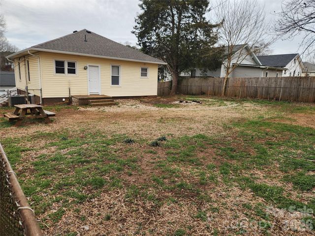 104 1st Avenue, China Grove, NC 28023