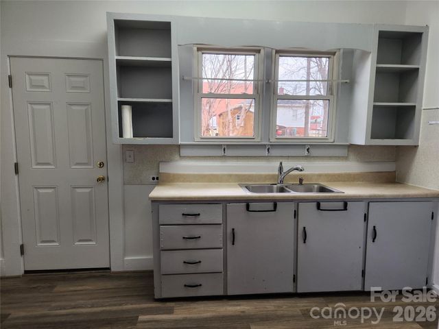 104 1st Avenue, China Grove, NC 28023