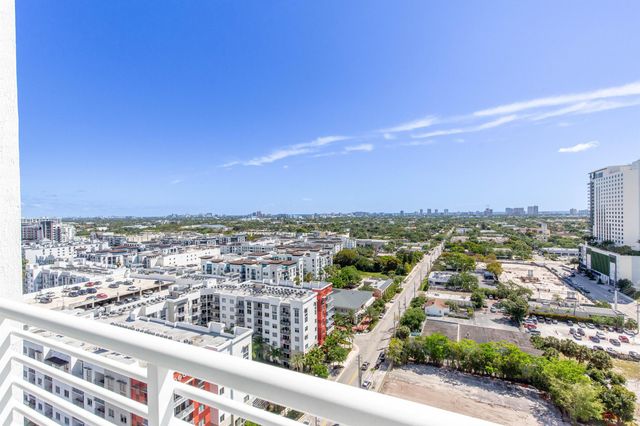 315 NE 3rd Avenue 1706, Fort Lauderdale, FL 33301