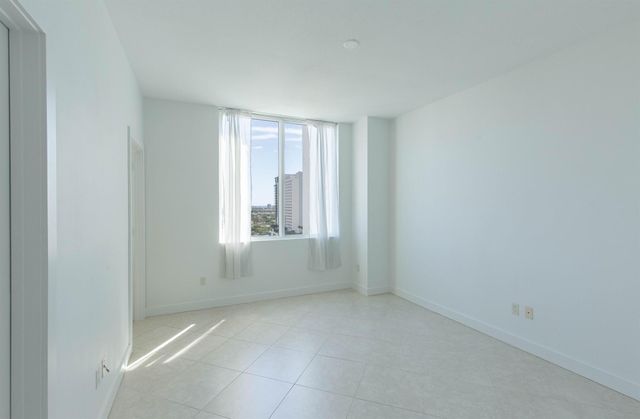 315 NE 3rd Avenue 1706, Fort Lauderdale, FL 33301