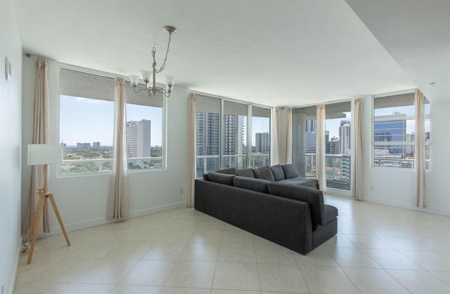 315 NE 3rd Avenue 1706, Fort Lauderdale, FL 33301