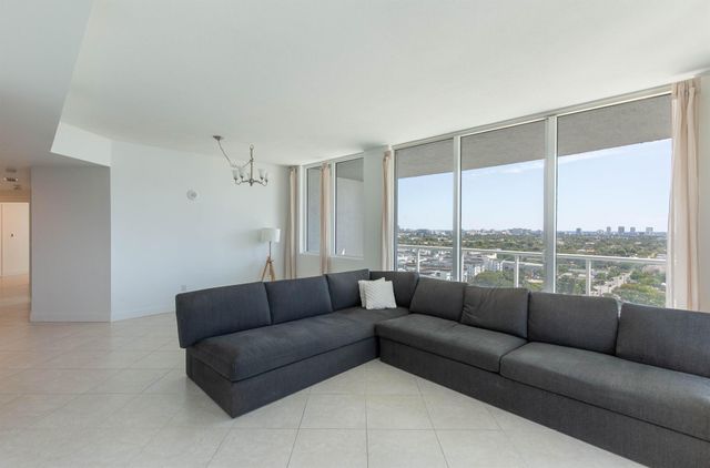 315 NE 3rd Avenue 1706, Fort Lauderdale, FL 33301