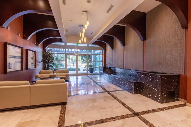 315 NE 3rd Avenue 1706, Fort Lauderdale, FL 33301