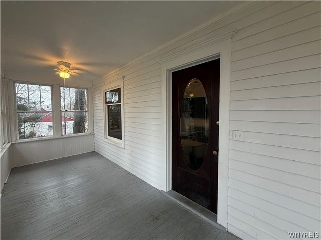 12182 Old Main Road, Hanover, NY 14136