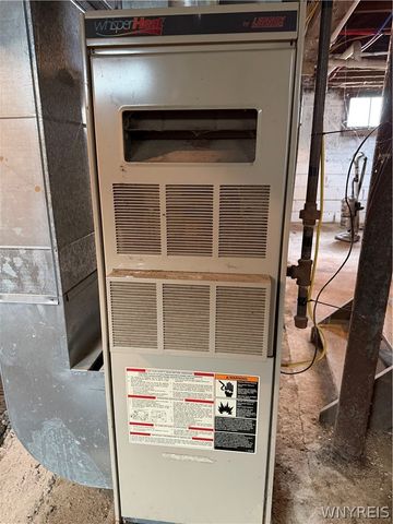 12182 Old Main Road, Hanover, NY 14136