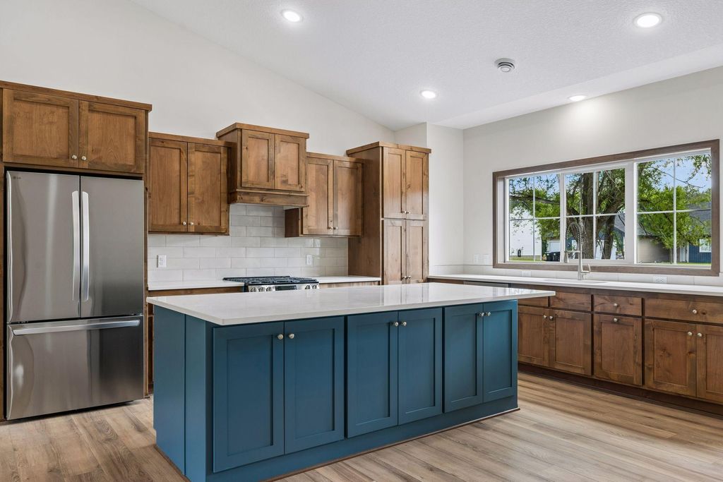 2699 128th Avenue NW, Coon Rapids, MN 55448