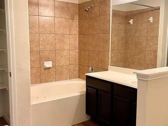 9210 Strawberry Cactus Loop, Houston, TX 77064