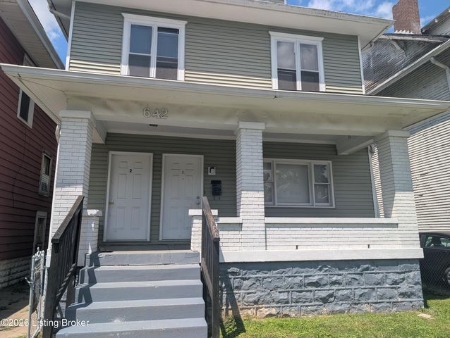 642 Louis Coleman Jr Dr, Louisville, KY 40211