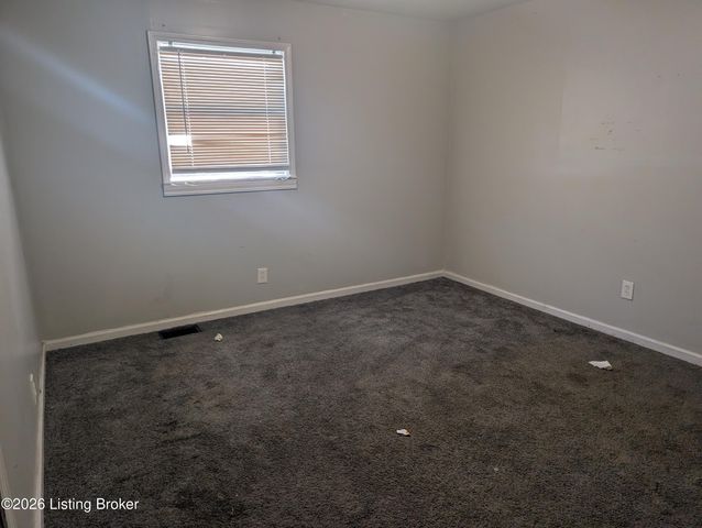 642 Louis Coleman Jr Dr, Louisville, KY 40211