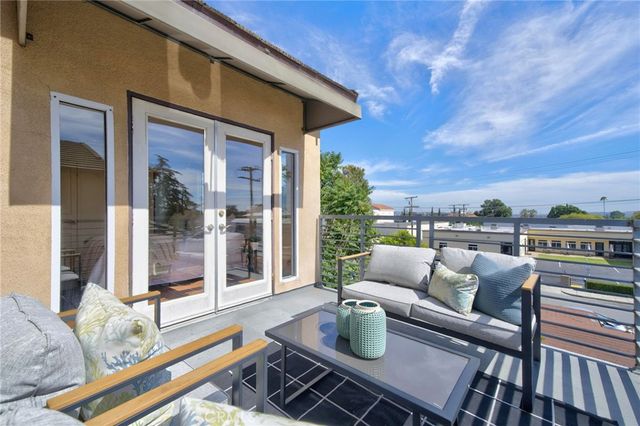 330 S Pine Street, San Gabriel, CA 91776