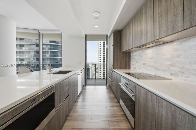 801 S Miami Ave 3101, Miami, FL 33130