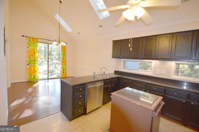 108 Gleneagle Point, Peachtree City, GA 30269