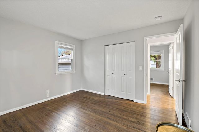 2206 W 89th Street W, Bloomington, MN 55431