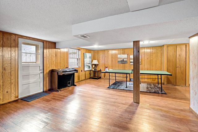 2206 W 89th Street W, Bloomington, MN 55431