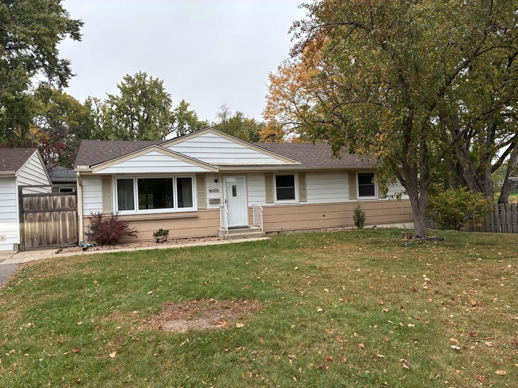 2206 W 89th Street W, Bloomington, MN 55431 — photo 2