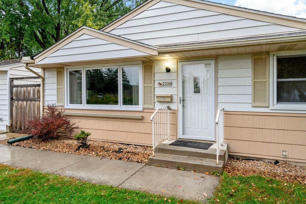2206 W 89th Street W, Bloomington, MN 55431 — photo 4