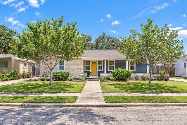 329 Laurel Dr, Corpus Christi, TX 78404