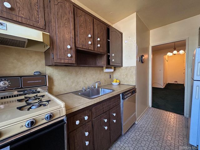 315 KING 3-K, Port Chester, NY 10573