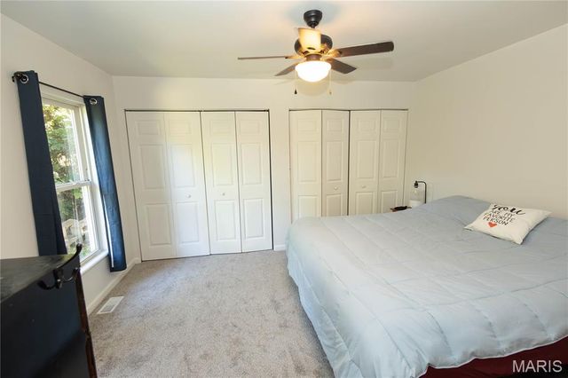 1660 Valley Drive, High Ridge, MO 63049