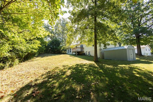1660 Valley Drive, High Ridge, MO 63049